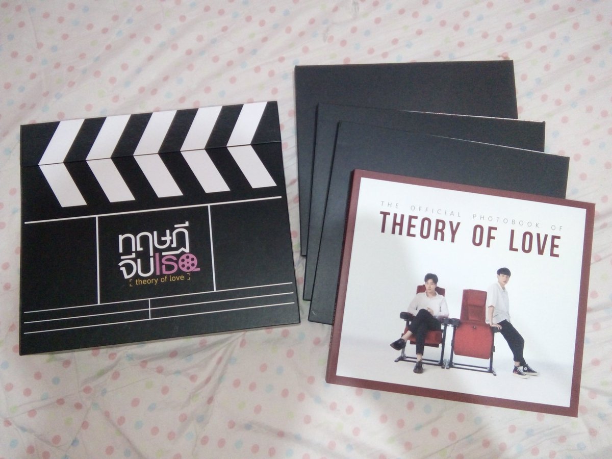 ogstuffz's tweet photo. Finally got my TOL Boxset 💚 Thank you @LandOfSmilesPH https://t.co/BixZvU7cp4