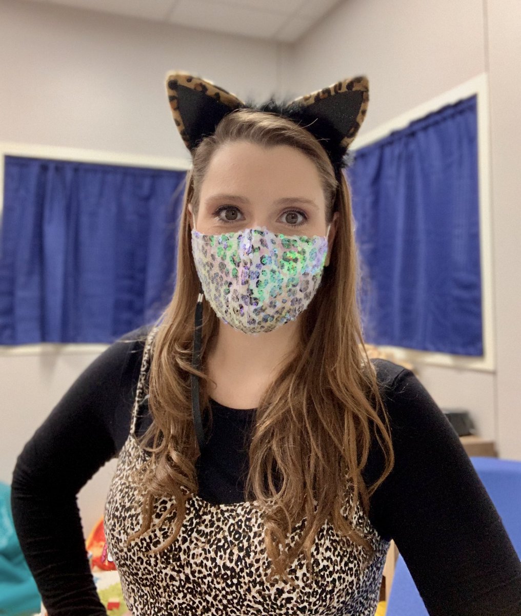 RaynaLPC's tweet photo. It’s #RedRibbonWeek and today was my favorite theme!! I love any opportunity to wear all the animal prints!! 🐆🧡🐆 #RISDGreatness #risdwevegotthis @BSE_Bobcats1 https://t.co/utZeKt3UF8