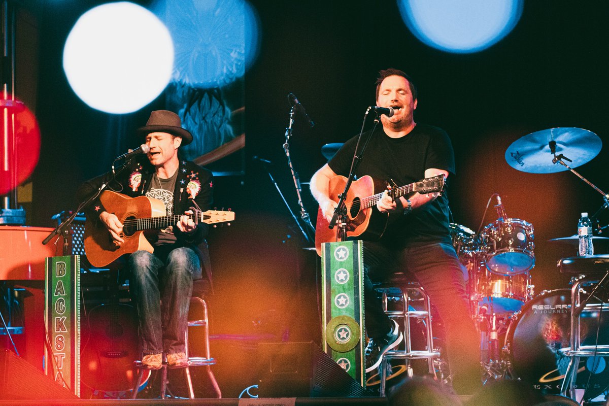 BackstageNash's tweet photo. Check out photos from #BackstageNashville with Dylan Altman, @marla_cannon, @RayStephenson and Josh Martin at https://t.co/yQ6Ur35GMZ! 
📸: @maggiemont_ 

#BackstageNashville #CountryMusic #songwriters #downtownNashville @3rdAndLindsley https://t.co/bPCWVicwhH