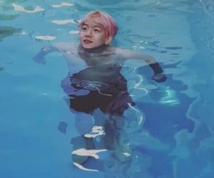 Kadimyeon's tweet photo. 📖 #Plot49; Submerso | #LendoEXOlipse~♡ https://t.co/HbAZllXqla