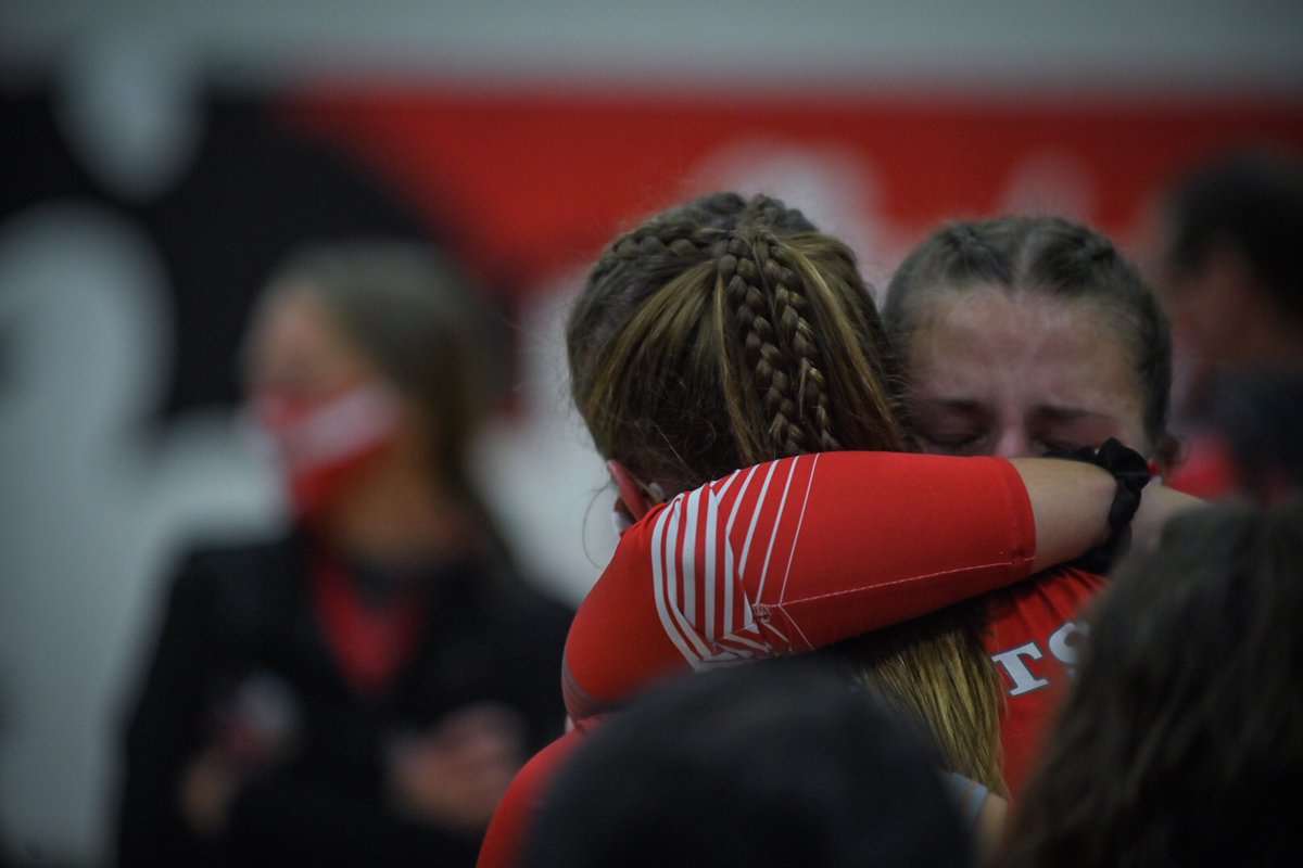 ejnewspaper's tweet photo. “I wouldn’t trade [this season] for anything... even with the masks — we would have been happy to play in full-hazmat suits if it meant we got to play together.” - Blayne Koster

Saints’ season comes to a close in regional finals. Heckuva run, girls!! 🏐👼 https://t.co/l4XZV1OYkr