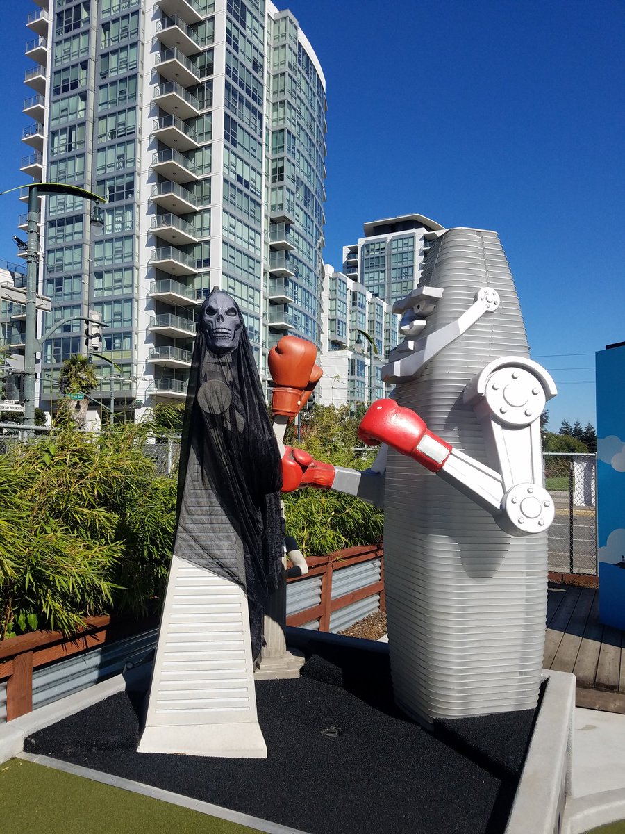 There are still some tickets and tee times available tomorrow and the #halloween2020 weekend! Costume up and play through #HauntedSF