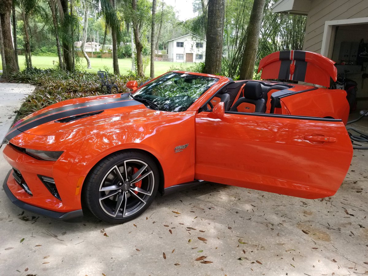 DoctorTampa's tweet photo. .@Kanyewest "Take the top off, let the sun come in!"
#VertLife
Me: https://t.co/neqiMe18Fs