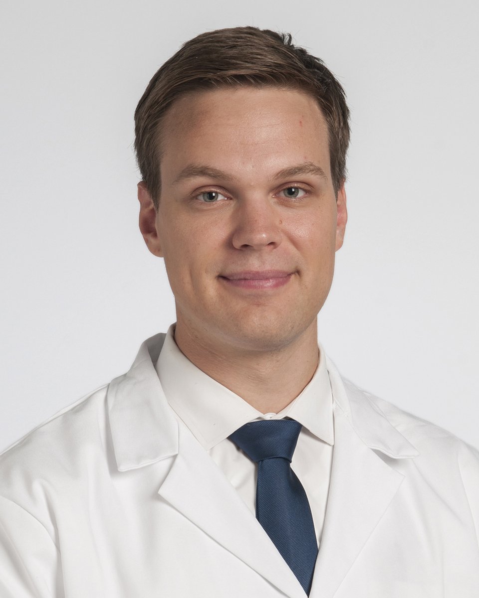 CCFSurgery's tweet image. Proud and excited for our 3 chiefs matching into Colorectal surgery. @valevilchezp to @UCIrvineSurgery @dburneikis to @OSUSurgery and @judeeba staying with us. 
The future of @ASCRS_1 is looking amazing