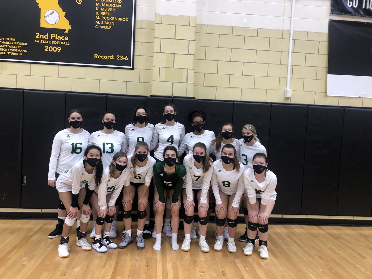 MHSGirlsVB's tweet photo. It’s the hard work &amp; dedication for me. Mehlville takes on Oakville tomorrow night at 6:00 pm for the district title 💚🏐🤍 #wearemehlville #msdr9 https://t.co/KKt2GXYceP