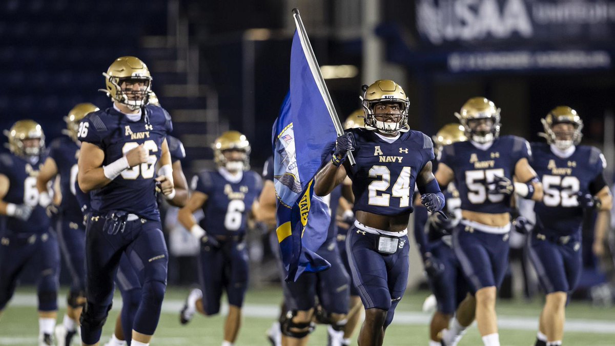 MatteoBianchi29's tweet photo. Excited to announce I’ve received an offer from The United States Naval Academy! Thank you @NavyCoachYo for the amazing opportunity! 🇺🇸#We21ive https://t.co/C1Fb3TNsvD