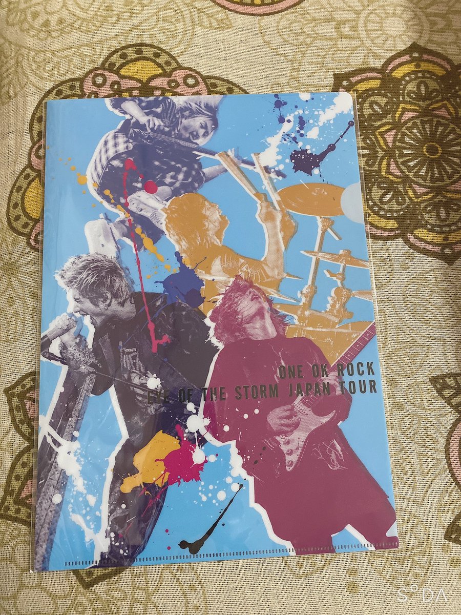 みんなは
クリアファイルどうしてる?
飾る?
使う?
保存?
#ワンオク
#ONEOKROCK
#EOTS
#クリアファイル https://t.co/qsXzpCmKXr