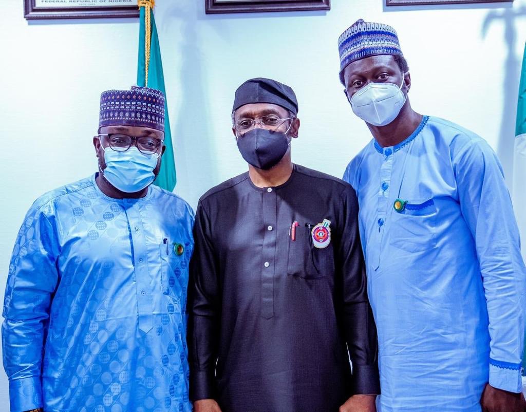 simonkaru's tweet photo. Our commitment to ending youth restiveness in Nigeria is the primary goal of our leadership. Follow and join us as we chart the cause! https://t.co/uvFe0QOIdR