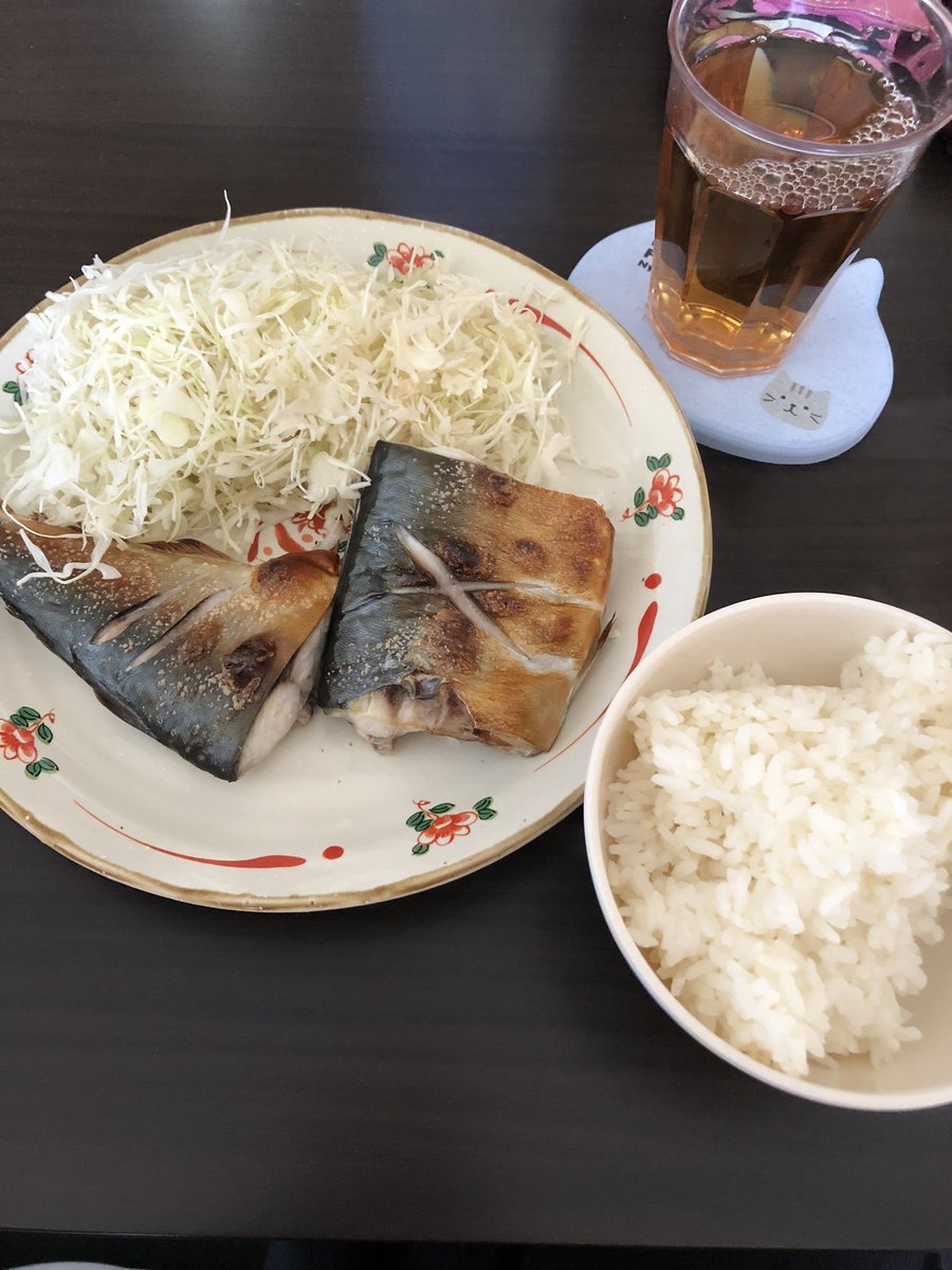 昼ごはんはサバの塩焼き 氷室のイラスト 昼ごはんはサバの塩焼き 氷室のイラスト