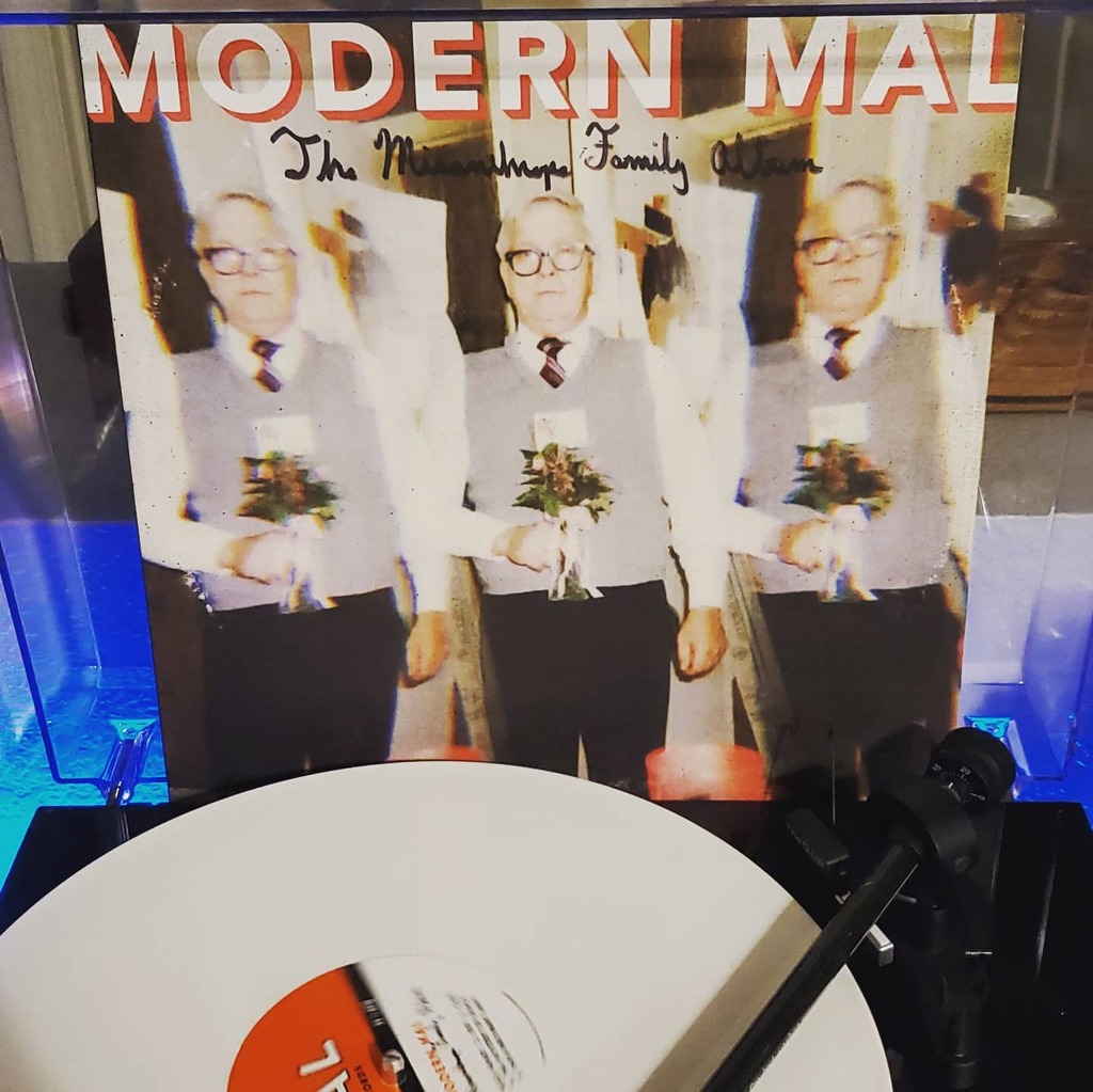 #nowspinning Modern Mal - The Misanthrope Family Album
An intriguing project from @rachelrattlesnakebrooke It strattles country with indie. Very enjoyable. 
#vinyl #modernmal #rachelbrooke #ilovediscogs #discogs #nowplaying #vinyladay #truevinylcollectio… instagr.am/p/CG6UQXtJsi2/