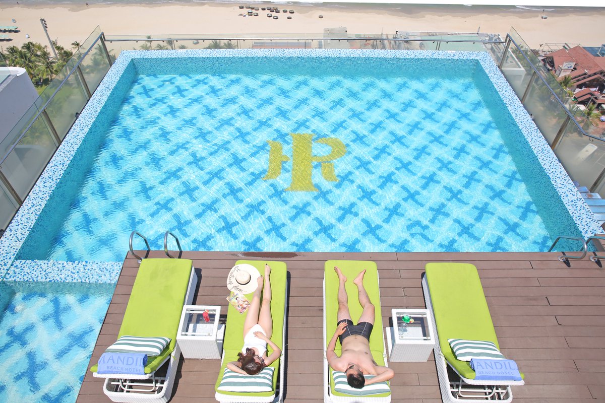 Book now to get our special deal that starting from 𝗩𝗡𝗗 𝟴𝘅𝘅,𝘅𝘅𝘅/𝗻𝗶𝗴𝗵𝘁.
More info: bit.ly/2HEMPny
#staystrongdanang #danangfighting #bestrongdanang #danang #danangvietnam #danangcolen #seeyouindanang
#MandilaBeachHotel #Danang #Pool #Vacation #Trip #Holiday