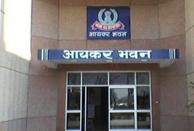 ritamapp_'s tweet photo. आयकर विभाग ने हवाला ऑपरेटरों पर छापे मारकर जब्त की 62 करोड़ की नकदी
#ITdepartment
#Tax
#Hawalaoperator https://t.co/yrSqbySFGS