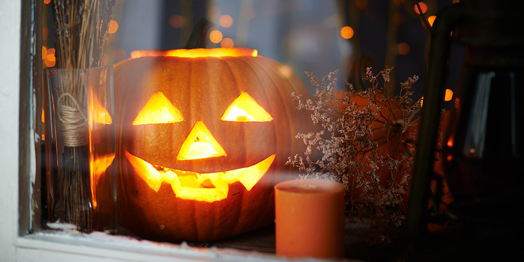 It's pumpkin season!

Play the Halloween Trivia QuizGame FOR FREE on Champions and see how much you know about this fun holiday Smiling face with open mouth

Comment with your World Ranking.

championsportal.net/play-quiz-intr…...

#halloween #halloween2020 #jackolantern #quiz #quizoftheday