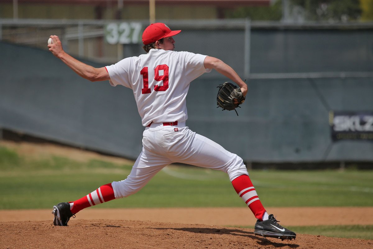PmarAthletics's tweet image. We&apos;re back with another episode of Comet History. This week we&apos;re looking at the CCCAA State Tournament runs by our baseball program!

palomarathletics.podbean.com/e/a-decades-lo…

Photo collage is from 2005 season. Remaining photos from 2015 season.

#cometpowered☄️ #palomarathletics #comethistory