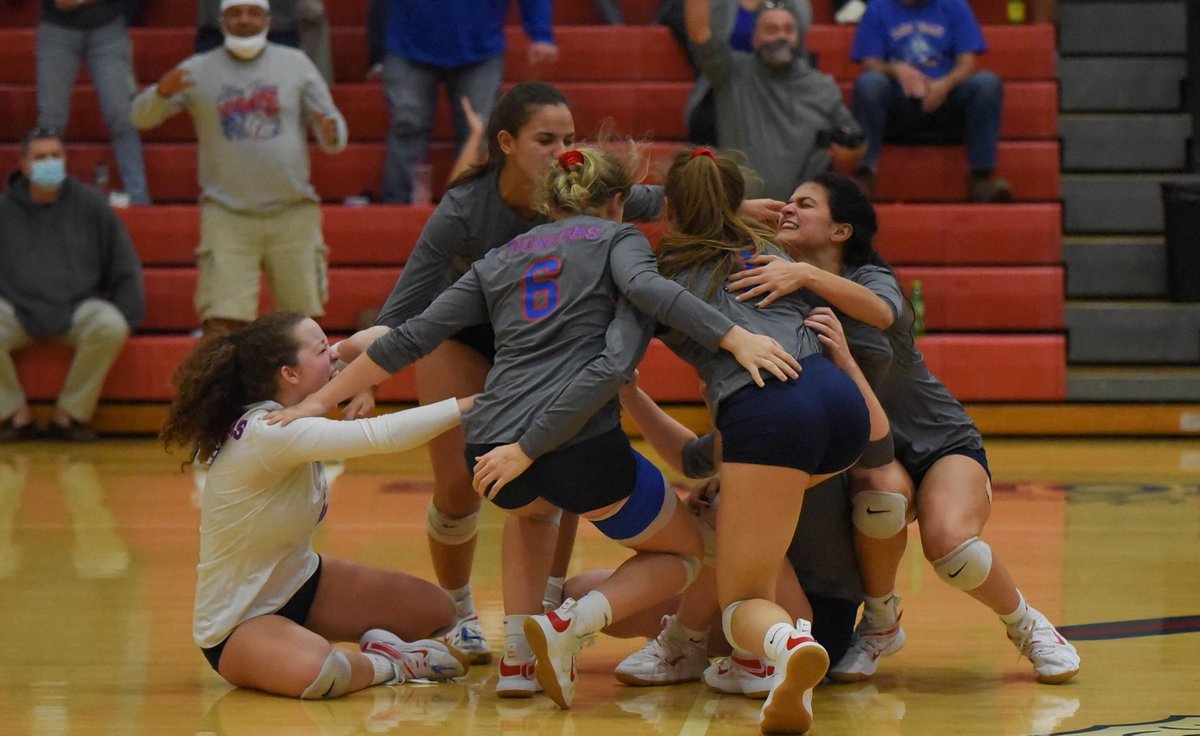 SOSAOhio's tweet photo. Take a look at 📸 (via Renee Nemeth) from @ztvolleyball's four-set win over Northwest in a Division III district semifinal.

FULL GALLERY: https://t.co/OBdS9Y77xG https://t.co/j9ZqjZ6Qns