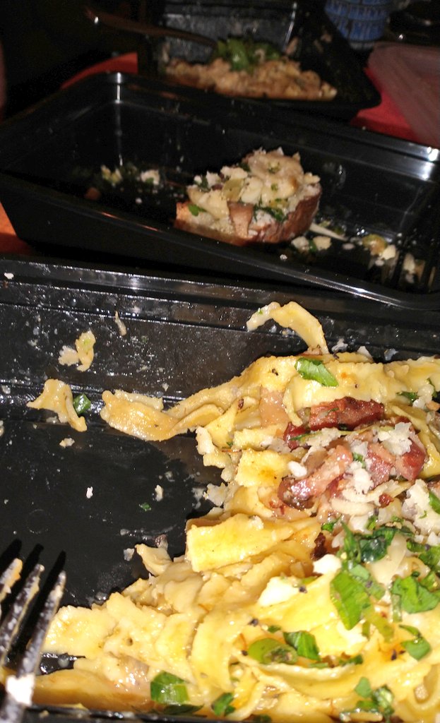 ProctorAnderson's tweet image. pasta, prowrestling &amp;amp; @streamonight 

oh also weed 😳😬🙃