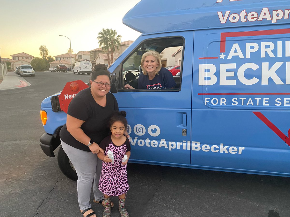 VoteAprilBecker's tweet photo. Another great night in #SD6! #VoteAprilBecker #Becker4Nevada #GOTV #Vote #Election2020 https://t.co/MniDmtGWUM