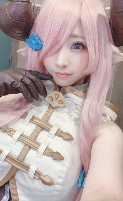 Twitterのコスプレ画像25