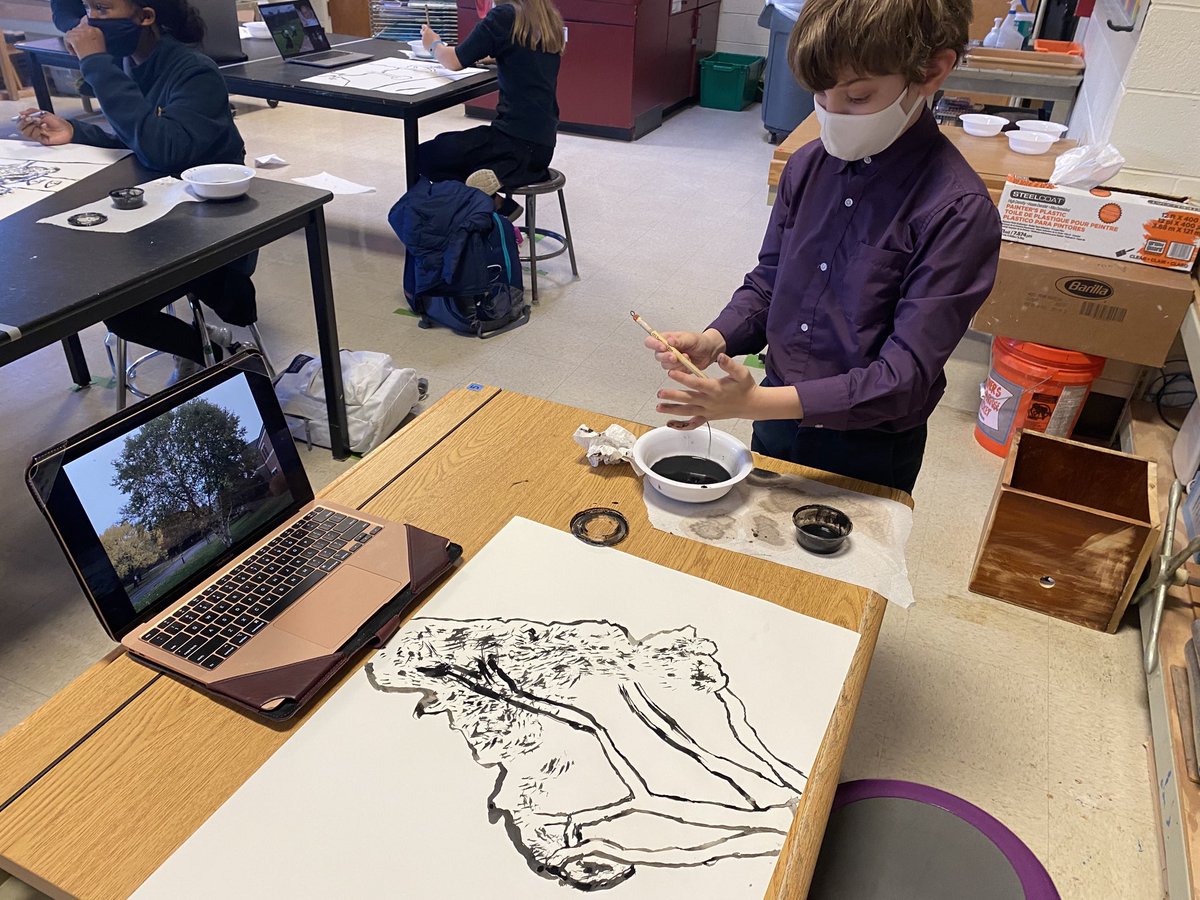 Learning to be more expressive and spontaneous by painting with ink &amp; letting go of some control. Can’t wait to see their bold use of color next class inspired by the fauves! ⁦<a href="/LifeAtUSM/">Lucas Spielman</a>⁩ #usmfac #arted #arteducation