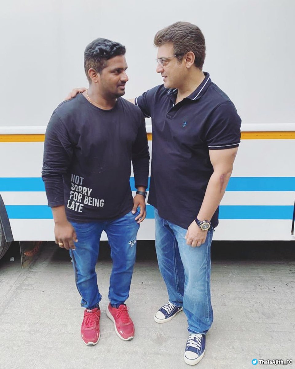 The latest pics of #Thala #Ajith from #Valimai sets in Hyd that stormed the social media last night..