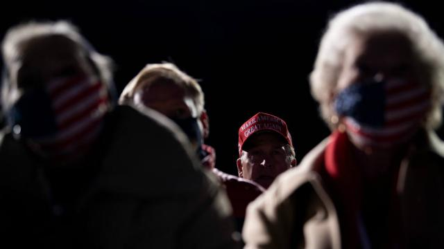 Hundreds forced to wait for hours in freezing temperatures after Trump's Nebraska rally hill.cm/GGmUecE