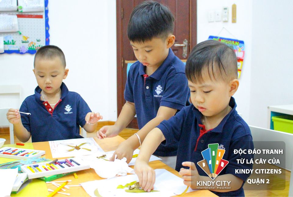 KindyCitySchool's tweet photo. ĐỘC ĐÁO TRANH TỪ LÁ CÂY CỦA KINDY CITIZENS QUẬN 2 🍂
------
👉 https://t.co/r3IsCUeNgp
#kindycity #preschool #creativecurriculum #mamnonquocte #truongmamnon #truongmamnonquocte #Trees_study #IntegratedActivities #kindycityngoquanghuy #kindycityquan2
------
☎ 0901 853 353 https://t.co/xbXghwpyos