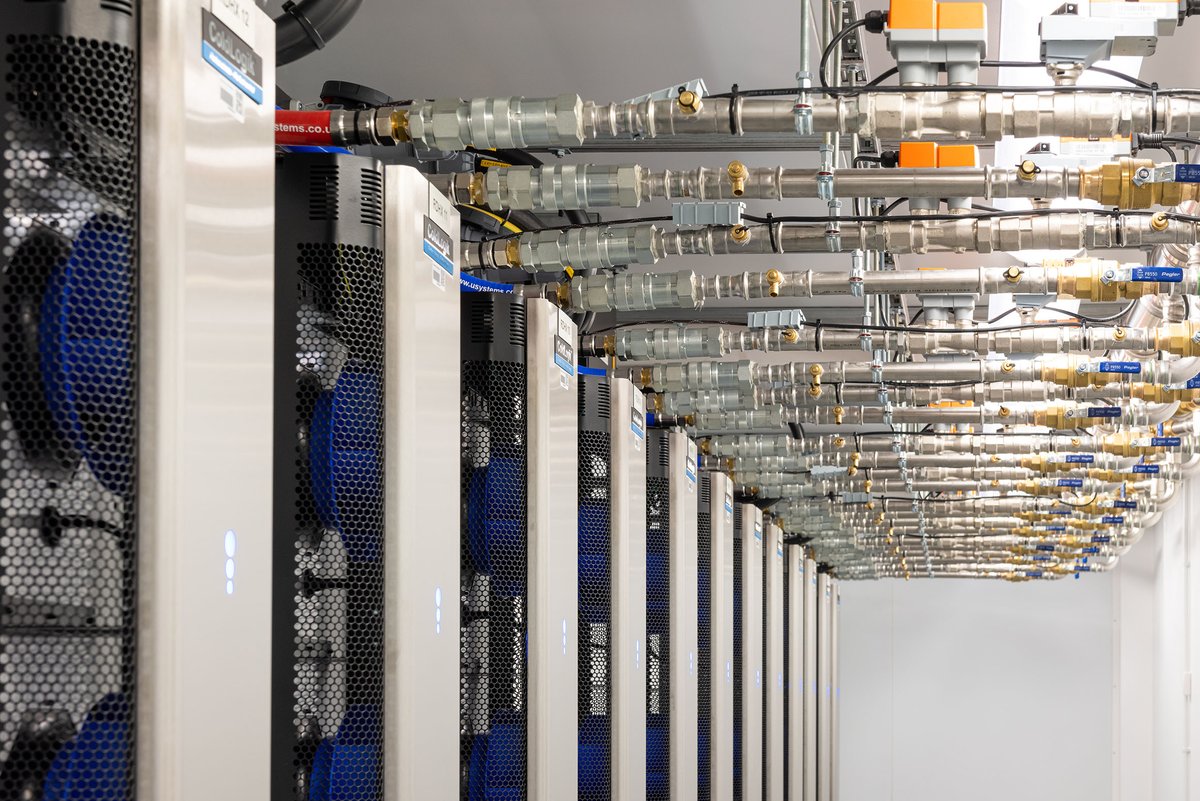 2BMltd's tweet photo. If not properly maintained, lack of appropriate data centre cooling could take the data centre down, resulting in large loss of income.
Speak to one of our data centre experts to find out more on 0115 925 6000 https://t.co/CtHaer7YA9 #DataCentre #DataCentreCooling https://t.co/ZkuGkYtk4D