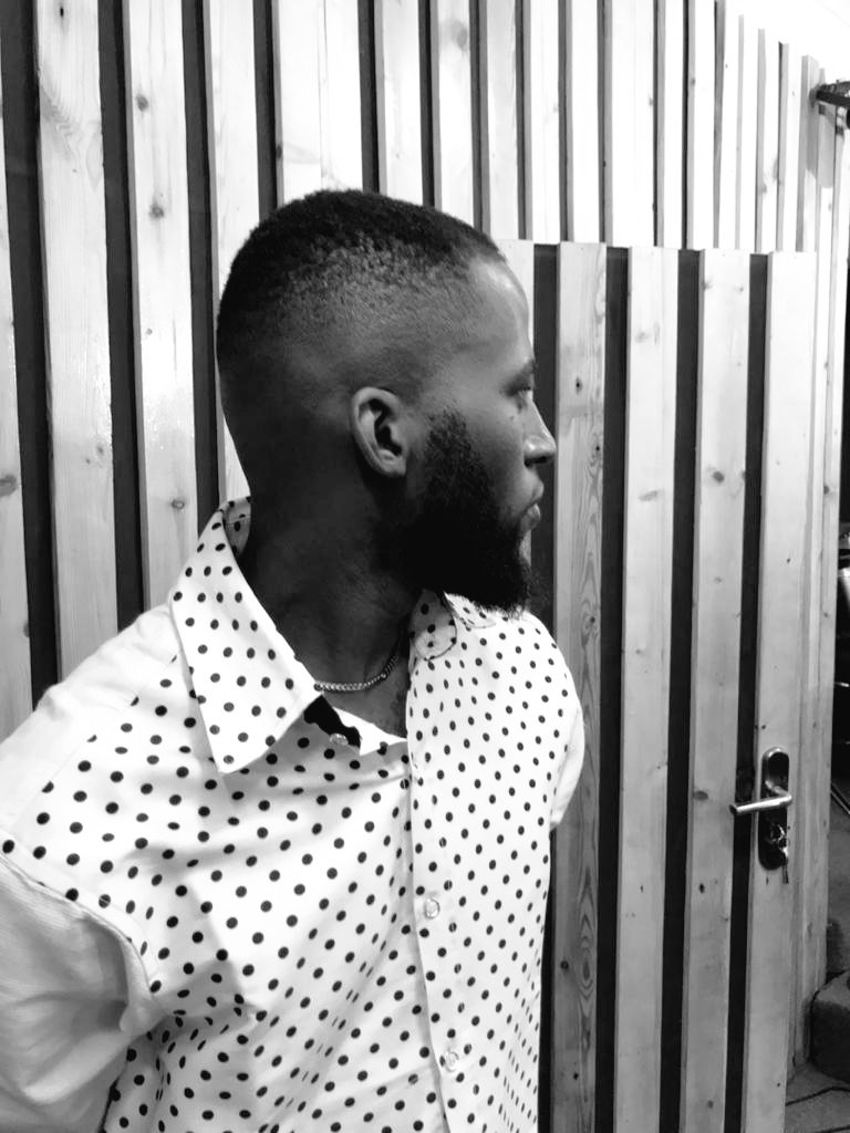 MarshalClint's tweet photo. We gon be alright
#StaySafe #staystrong #WeMove #highhope #keeppushing #marshalclint #Gospel #musicproducer https://t.co/0wx1mPlFW6
