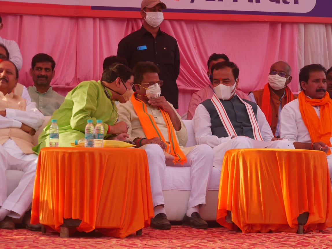 sanjayraiupbjp's tweet photo. जनपद जौनपुर विधानसभा मल्हनी में उपचुनाव के मद्देनज़र आयोजित जनसभा में
मुख्य अतिथि उप मुख्यमंत्री माननीय श्री @kpmaurya1 जी..
#Upchunav_Malhani_367 https://t.co/kVnV4vOeq2