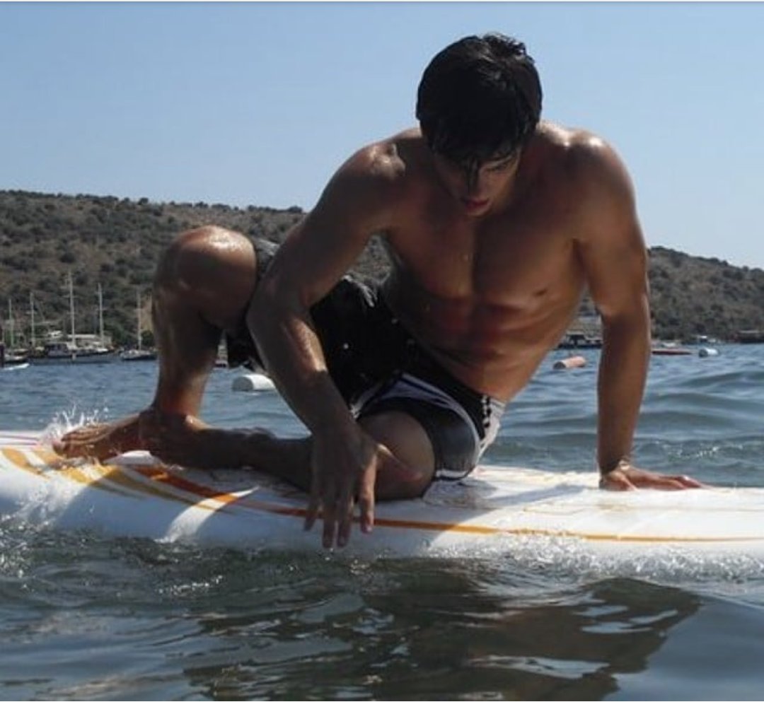 lvira_83's tweet photo. Bodrum 27/10/2014
#canyaman1989 #CanDivit #CanYaman #kral #semprebello #seiundiogreco @canyaman1989 https://t.co/E0th6cqoEZ