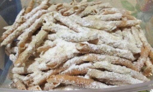 Stray Kids as kuih raya (confectionery) [A THREAD]