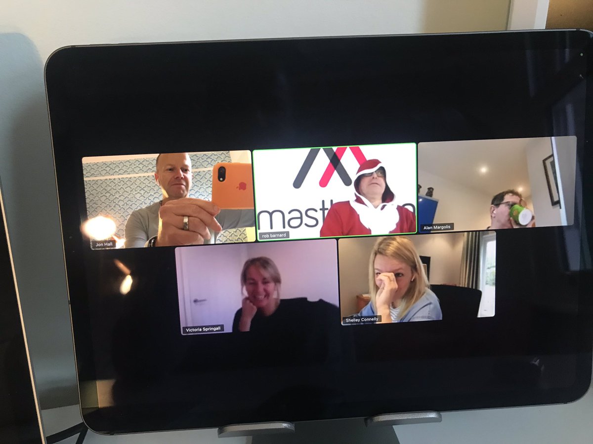 Jon_E_Hall's tweet photo. @masthavenrob getting the spirit in early on today’s lending team zoom 🎅🏻 🤣@MasthavenBank @vikispringall  #canyouspothim https://t.co/ks8zmQWLxN