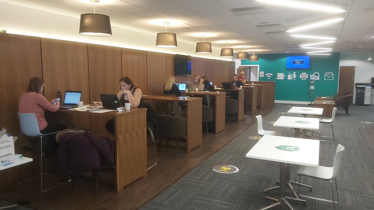 The Business Hub tweet media