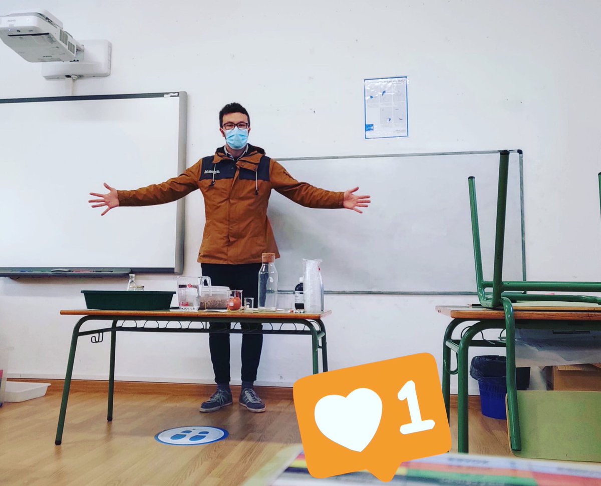 Ayy la vuelta de la divulgación científica a las aulas!! A ver lo que dura 😅 pero no sabéis la ilusión que nos hacía y que nos hace!! 👏🏻👏🏻

Poder estar, explicar en vivo y en directo, enseñar los recursos, responder preguntas, ver sus caras ... 😁 #InLove #GreatThursday