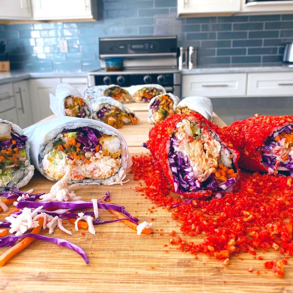 ineedasing's tweet image. 📍Newark, CA. NOW INTRODUCING THE SUSHIRRITO! Taking orders now! Check out @ineedaroll on ig for more details!🍣🌯