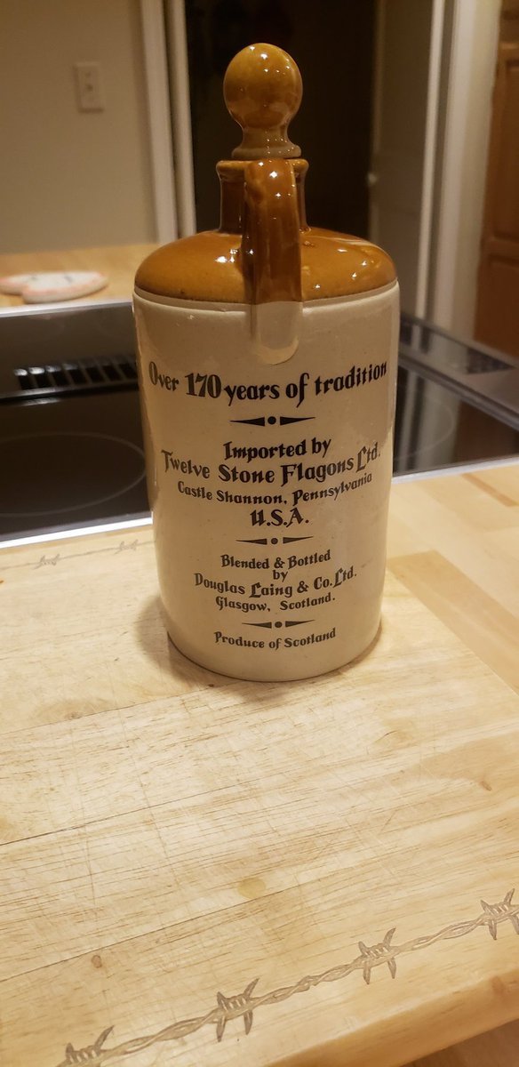 CaOutbacker's tweet image. @DLaingWhisky Sadly the Bottle is empty, I'm sure my late father enjoyed every sip. But I'm loving the ceramic vintage look of quality.
Would greatly appreciate any info about "Over 170 years of tradition" 😁🥃
#twelvestoneflagons #Usquaebach #whisky #Scotland