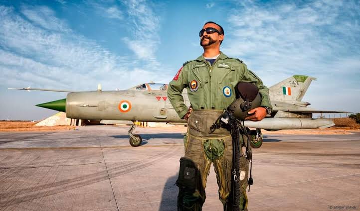 #abhinandan 🦁
Ek number ki Darpok hai Paktatistan aur inhe kashmir cahia🤣🤣🤣..!!