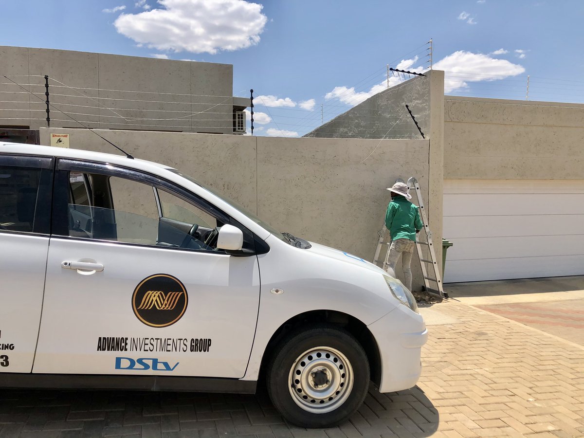 AdvanceInvestm1's tweet photo. OUR SERVICES🇳🇦

•GARAGE DOORS
•ALARM SYSTEM 
•GATE MOTORS/AUTOMATION
•CCTV CAMERAS
•ELECTRIC FENCING
•DSTV INSTALLATION 
•ADVANCE VEHICLE TRACKING 

☎️0813159343 
📧info@advanceinvestmentsgroup.com https://t.co/cgQXCtCJtW