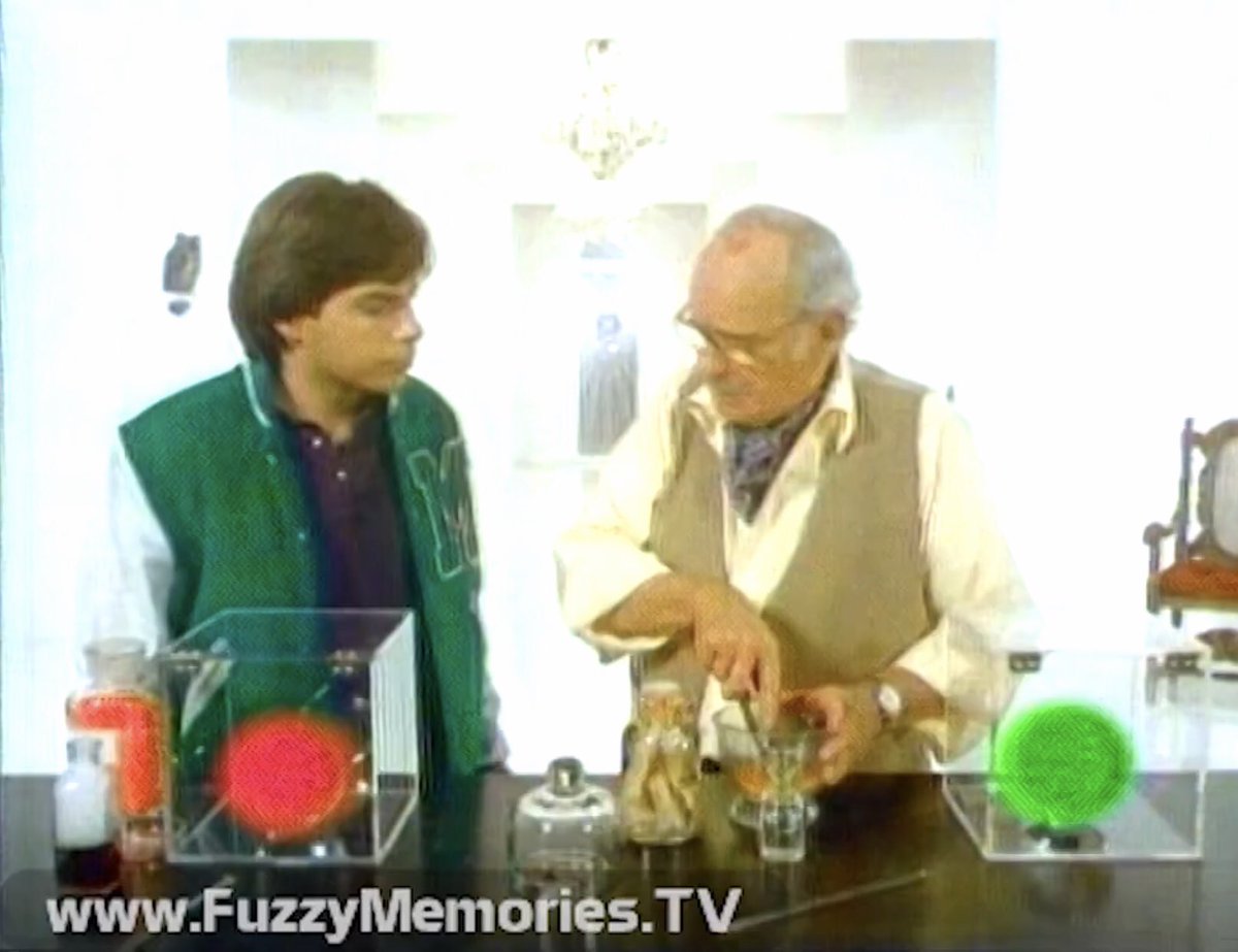 televisionaryZW's tweet photo. 4148. #MrMerlin “Alex Goes Popless” - #Bewitched meets #ChicoAndTheMan. Single camera, not bad special effects, but man, what a dumb show. It’s not awful, but this aired before #WKRP &amp; #MASH? WTH? The music is Casio demo button bad. (C-) https://t.co/pUBx4LUcxb