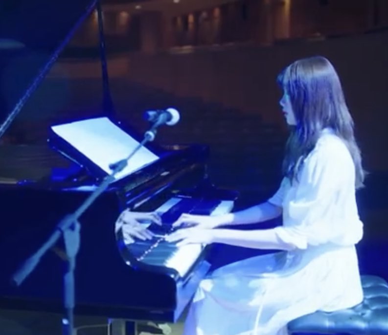 -PianoShe learned to play the piano at the age of seven. She has shown her talent on some variety shows.(She also plays guitar and drums)