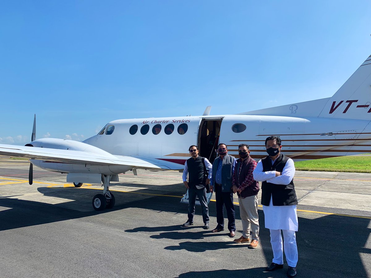 SangmaConrad's tweet photo. Landed in #Imphal to campaign for our party candidate for #Wangoi Constituency Sh. Loken Singh along with @nppmeghalaya leader @JamesSangma1, Thomas Sangma and SB Sangma.
#ManipurForNPP https://t.co/VMz3NJFdsw