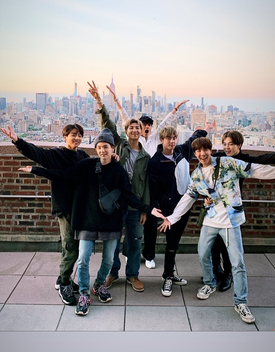 BTSprojectINDIA's tweet photo. I'm voting for BTS for Favorite Duo or Group - Pop/Rock at the #AMAs

(Retweets are counted)
https://t.co/mZIzzC9rgQ

@BTS_twt https://t.co/0DkHCNccKB