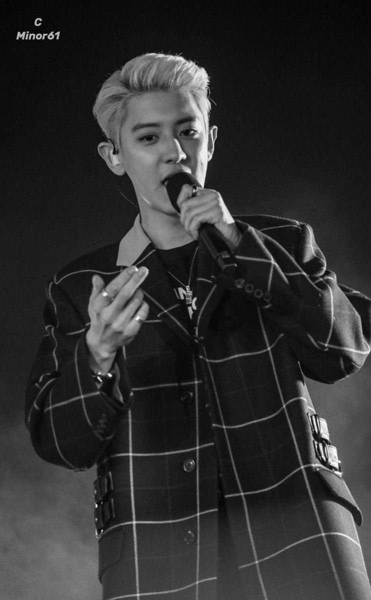 CMINOR61's tweet photo. 찬열 👍💕

#찬열 #CHANYEOL 
#EXO #EXOSC https://t.co/f82pK2B50z