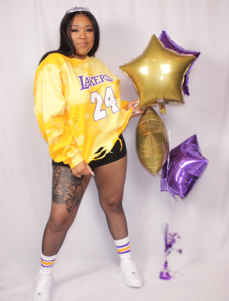 UniquelyNiah's tweet photo. Put me in coach, it’s my time 🎊🎉🎁 https://t.co/uXze2dZ9Yn