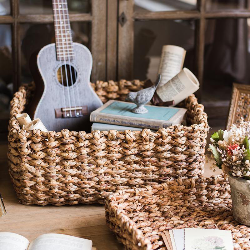 rusticreach's tweet photo. Has your office gone from neat and tidy to utter chaos over the course of this pandemic? If so, the Organic Straw Organizer Storage with Lid is the perfect solution to help make your desk go from cluttered to cool. https://t.co/Bc3ES6xPmQ