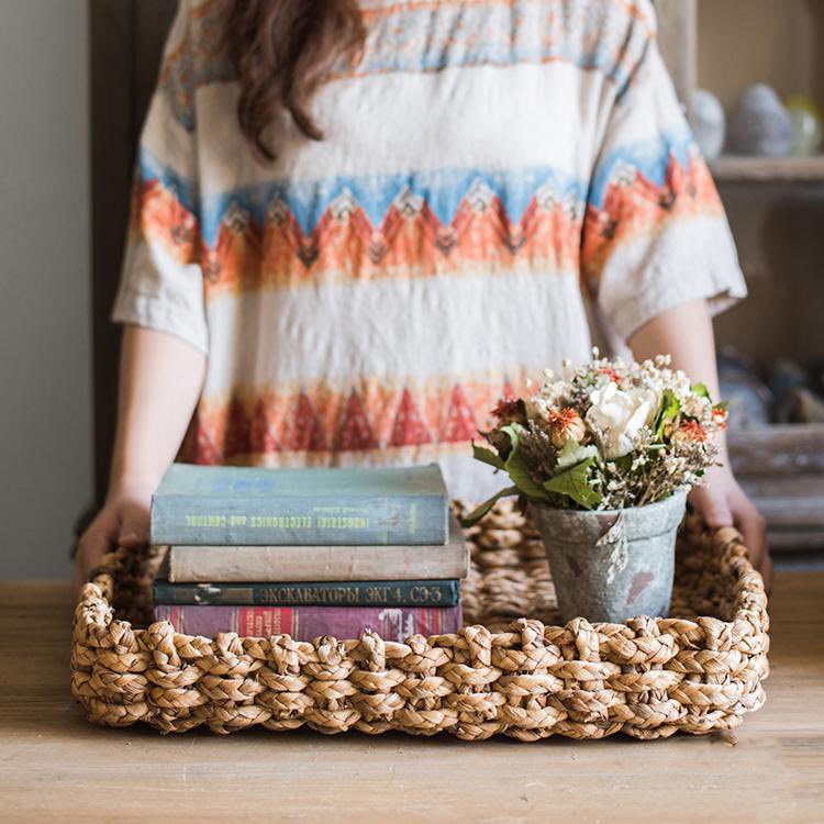 rusticreach's tweet photo. Has your office gone from neat and tidy to utter chaos over the course of this pandemic? If so, the Organic Straw Organizer Storage with Lid is the perfect solution to help make your desk go from cluttered to cool. https://t.co/Bc3ES6xPmQ