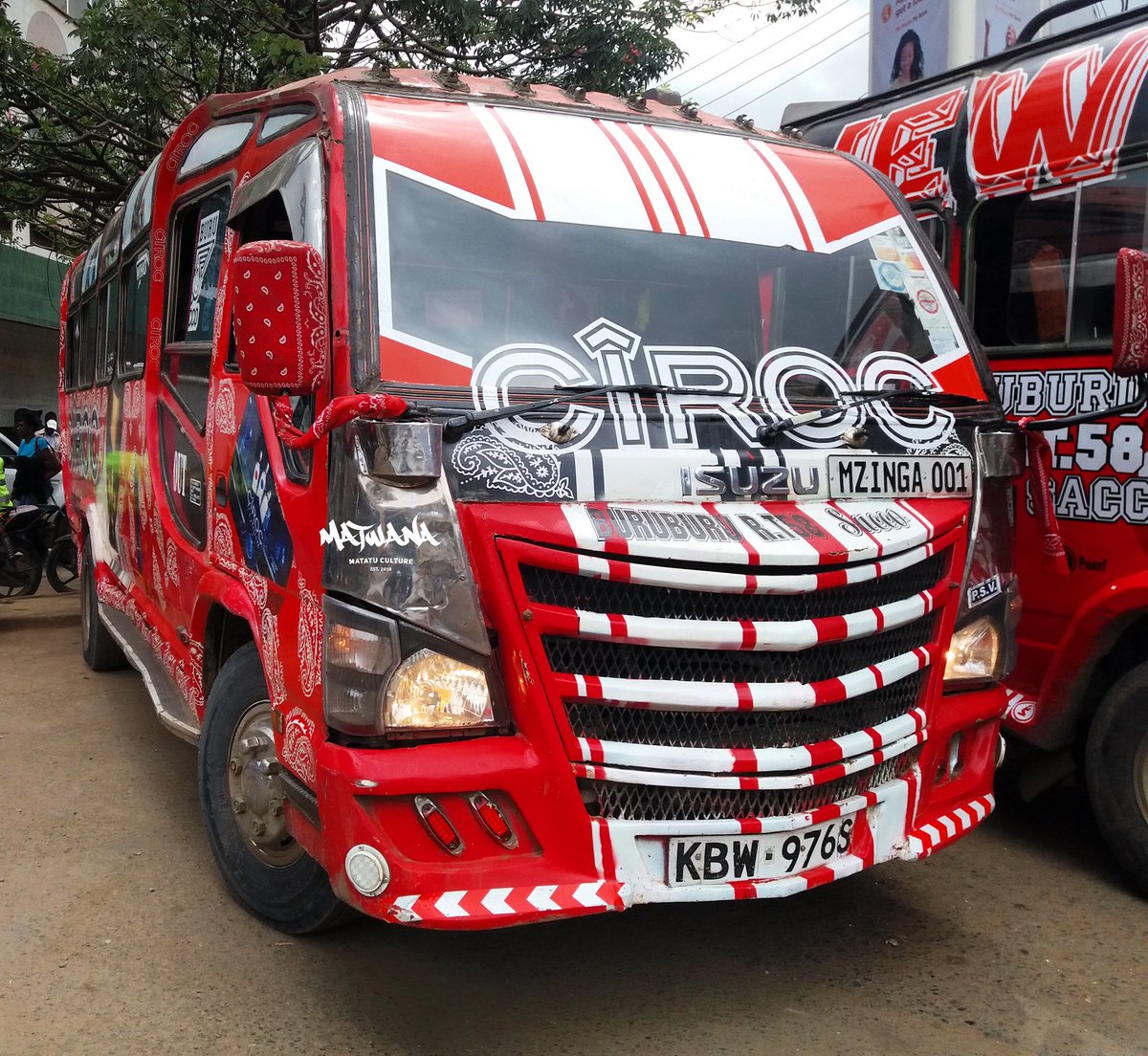 MatwanaCulture's tweet photo. #Tbt (Winner : Best Crew 2013 at the Nganya Awards) CIROC repped Buru Rt 58 #KevzAuto #DodiAutoTech #BanitaSounds Hii ilitesa na theme ilikuwa imeenda group of schools, We miss this unique body shape. Still operating on the streets of Nairobi since 2013 ikitokea, Ipate Komarock https://t.co/jzZ0ZwdB3v