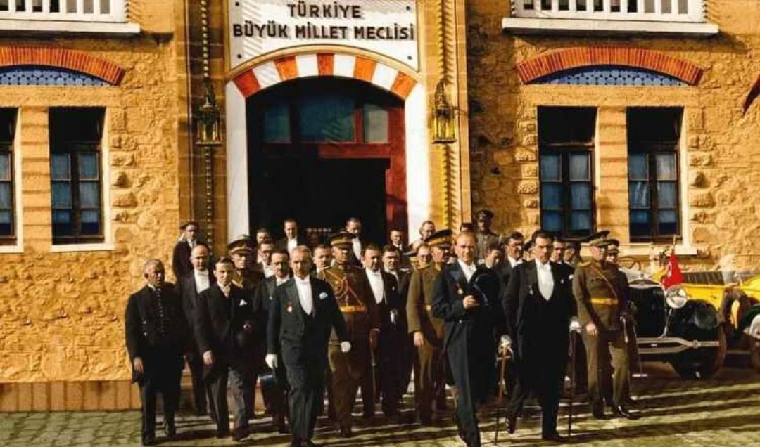 ARajabli's tweet photo. Cümhuriyyət bayramınız qutlu olsun! Ne mutlu türküm diyene!🇹🇷🇦🇿 https://t.co/h7nTqN6eGA