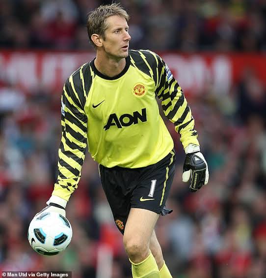 Happy 50th birthday Edwin van der Sar. Keep living baby 