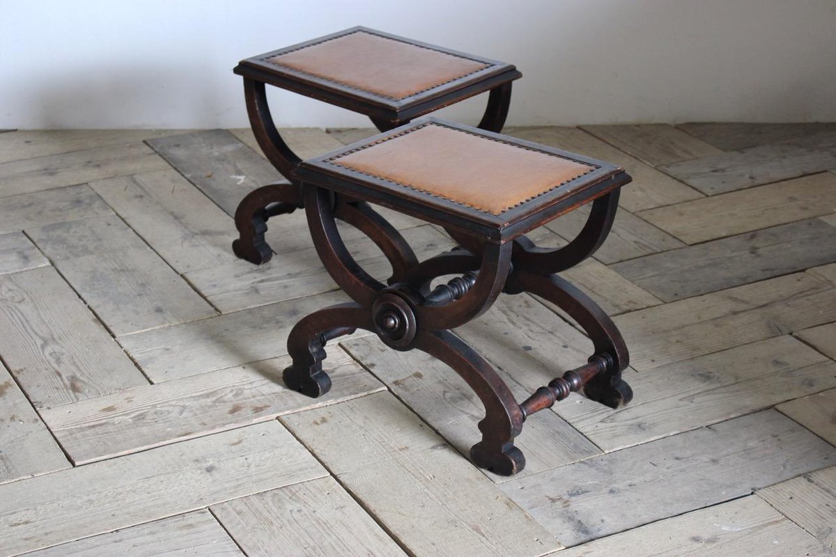 BrownriggUK's tweet photo. A pair of circa 1950s Spanish x frame stools upholstered in brown leather, that would also work as a side tables.
Price-£895
For more details visit-https://t.co/3qrbVklCzd
#stool #antiquestool #upholstered #leatherstool #antiqueseating #interiordesign #decor #antiquefurniture https://t.co/rwGbkBRDjT